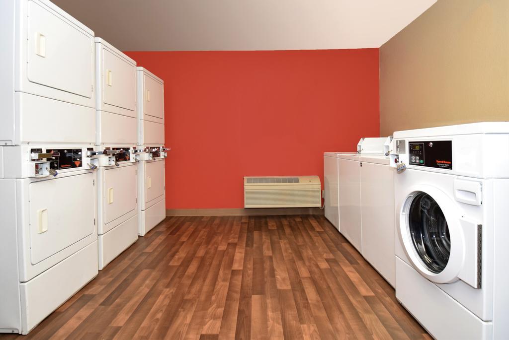 Extended Stay America Select Suites - Greensboro - Wendover Ave - Big Tree Way Dış mekan fotoğraf