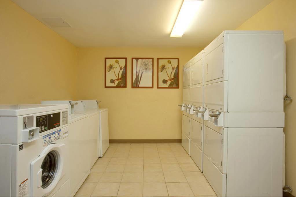 Extended Stay America Select Suites - Greensboro - Wendover Ave - Big Tree Way Dış mekan fotoğraf